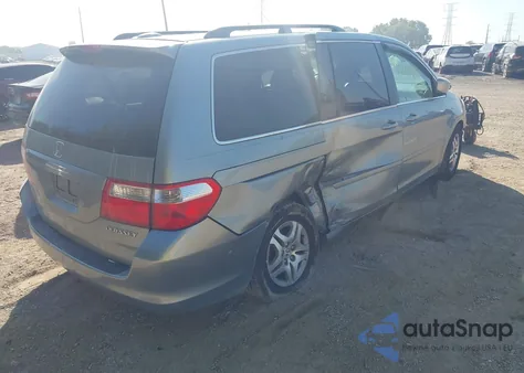 2005 Honda Odyssey Ex-L from USA, damaged, VIN 5FNRL387X5B103470